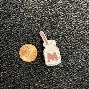 Crocs Jibbitz Hello Kitty metal milk bottle